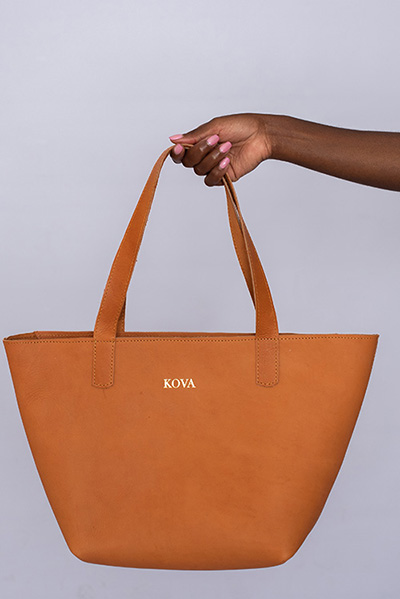 Classic Tote - With Zip